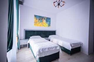 Отель HOTEL GLARIS Tîrgu Frumos Двухместный номер с 1 кроватью или 2 отдельными кроватями-13